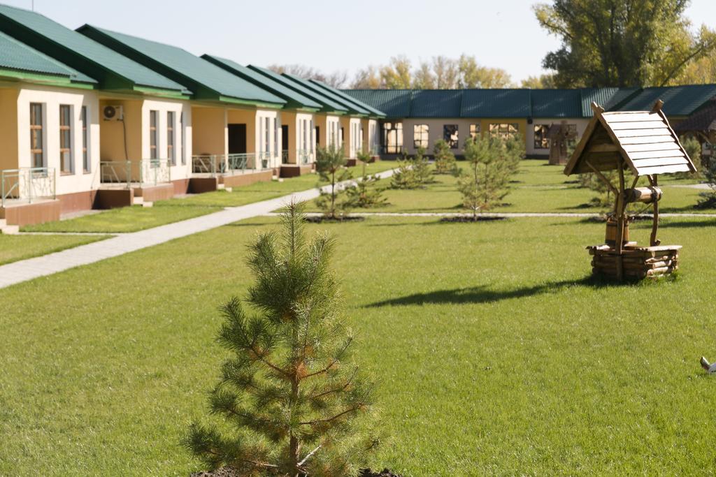 Green Land Aqtöbe Exterior foto